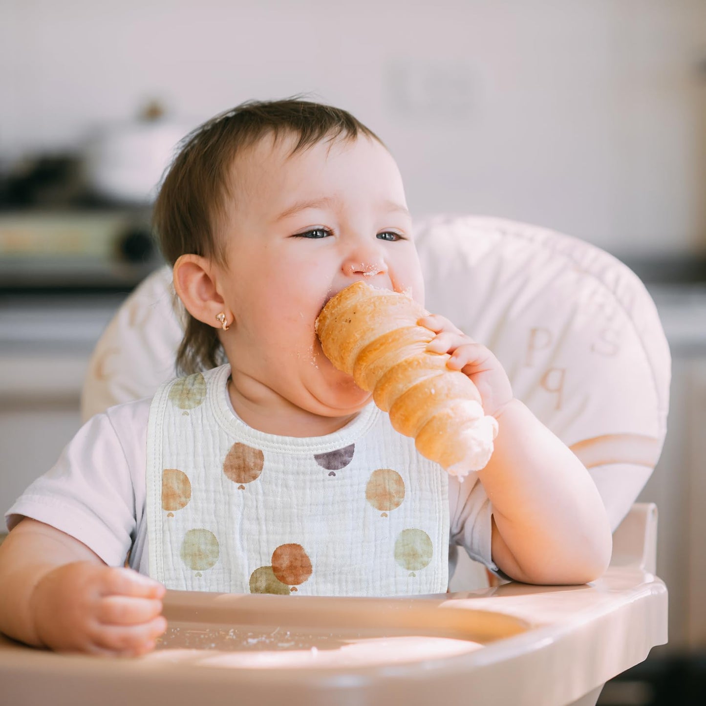 GLLQUEN BABY Muslin Drool Bibs for Boys Girls 8 Pack, Adjustable Baby Bibs for Drooling and Teething, Soft Cotton Baby Bandana Bib for Newborn Feeding Essentials (Circus)