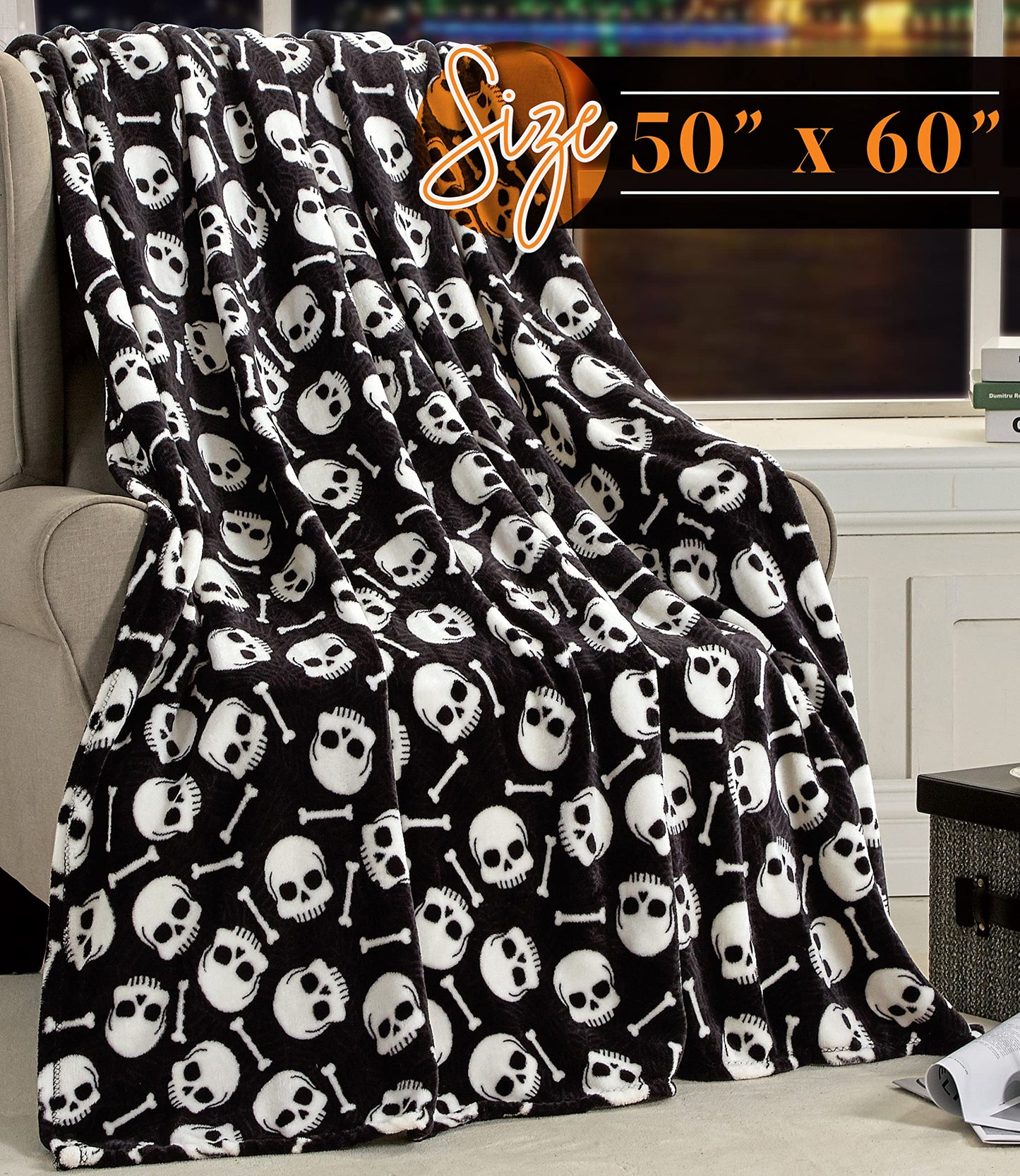 Elegant Comfort Lightweight Throw Blanket- Halloween Themed, Soft, Cozy and Plush- Perfect for Lounging This Spooky Season, 50 x 60 inches, Skull & Bones