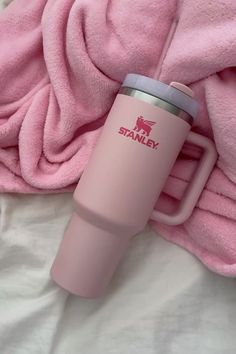 Pink Stanley Cup – Stylish & Fun Drinkware