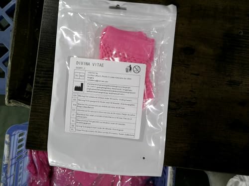 DIVINA VITAE 2 Pairs Pink Fingerless Fishnet Gloves Women 80s Short Stretch Mesh Gloves Retro Nylon Fish Net Fingerless Gloves for 80's Theme Party Halloween Cosplay Women Costume Accessories