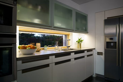 LEDVANCE LED Under-Unit Light, Light for Indoor Applications, Motion Sensor, Warm White, 527.0 mm x 67.0 mm x 20.0 mm, Linear LED Flat