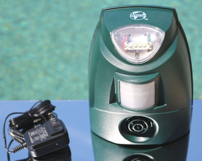 CLEANRTH TSBR620 Super Advanced Sonic & Ultrasonic Bird Repeller – Includes Triple Scan Technology