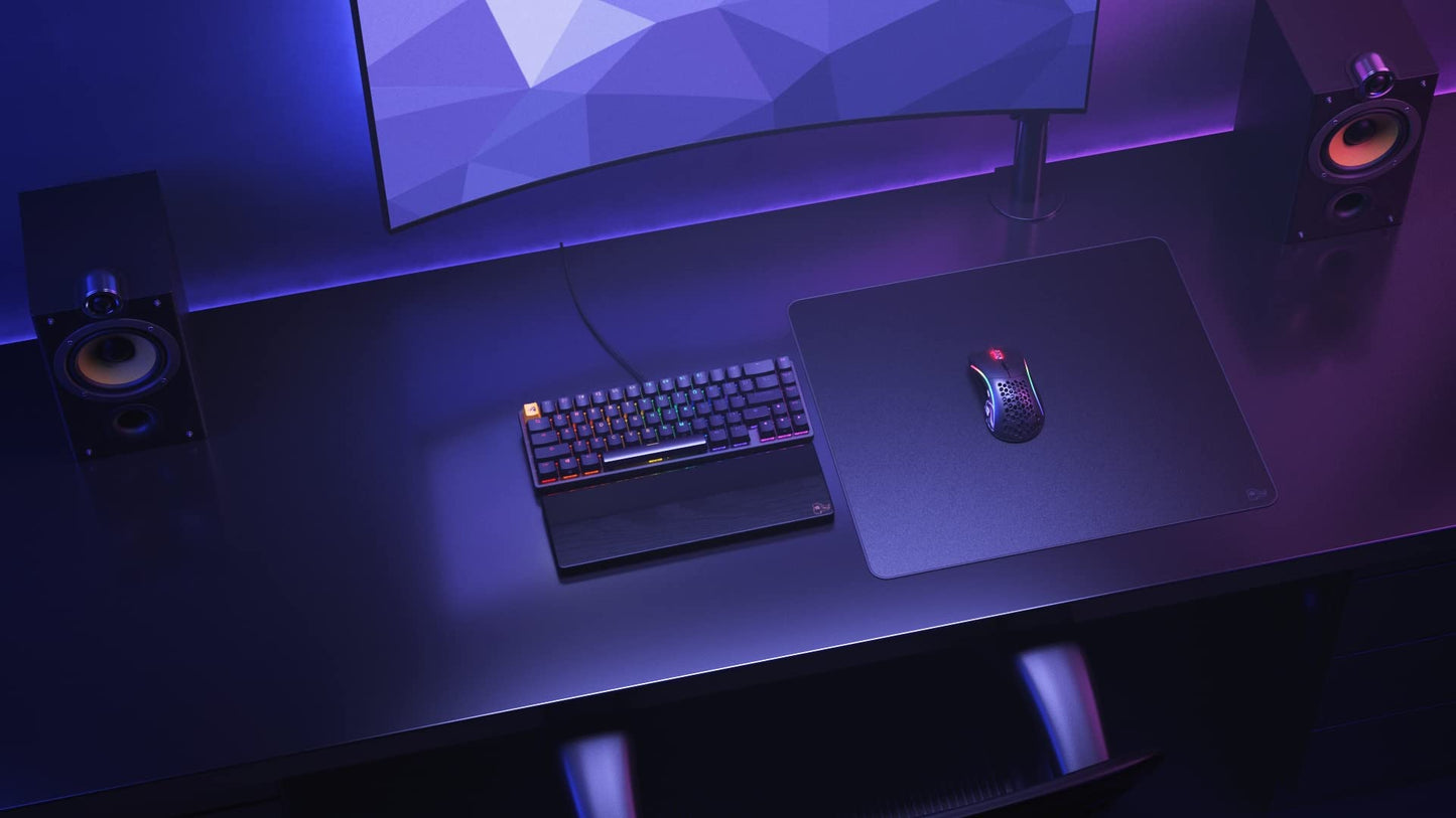 Glorious XL Heavy Gaming Mouse Mat/Pad - Stealth Edition - Extra 5mm Thick, Stitched Edges, Black Cloth Mousepad | 16"x18" (G-HXL-Stealth)