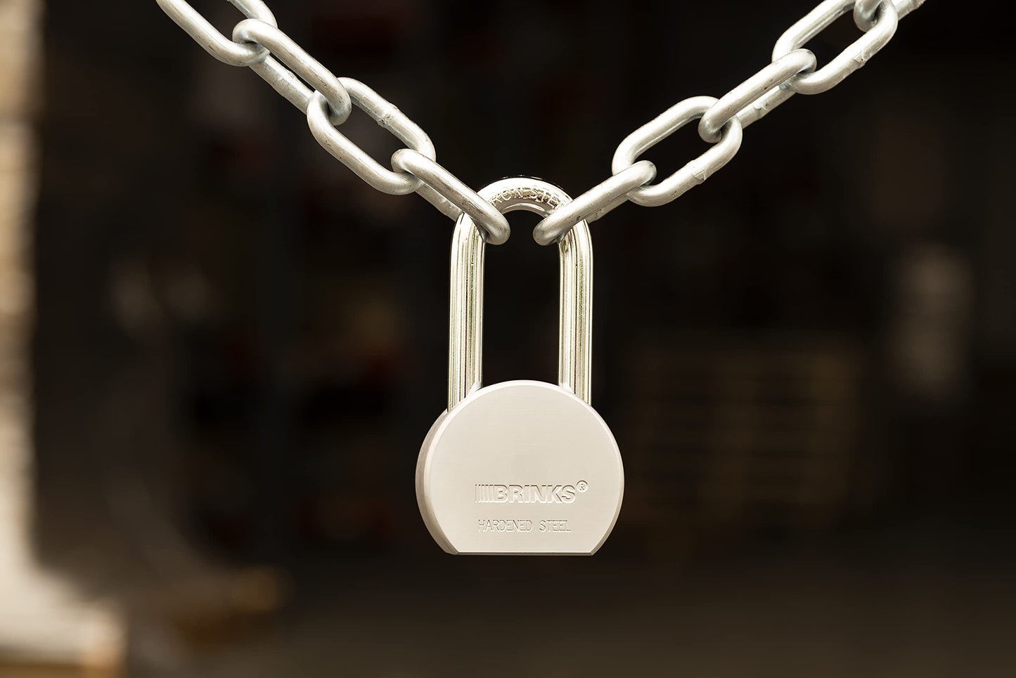 BRINKS Heavy Duty Padlock with Key, 64 mm Commercial Solid Steel with Boron Shackle for Secure Entry, Keyed Padlocks