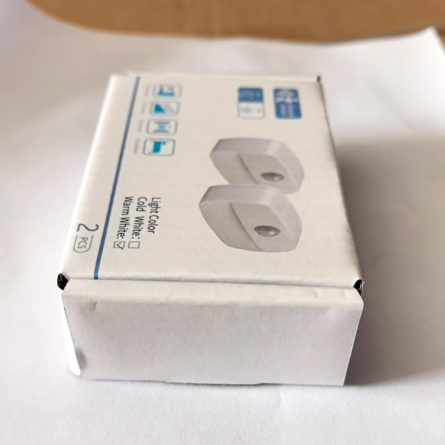 LED Night Light with Motion Sensor, AmmToo Motion Light with Battery, Indoor Night Light, Cabinet Lighting, Auto On/Off Light Sensor Light for Hallway, Stairs, Bathroom, Bedroom (Pack of 2)