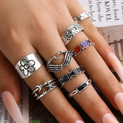 FORUBUS Retro Skull Hand Heart Ring Gothic Style Love Heart Gesture Skeleton Hand Ring for Rock Biker Halloween Trick Costume Jewelry-8