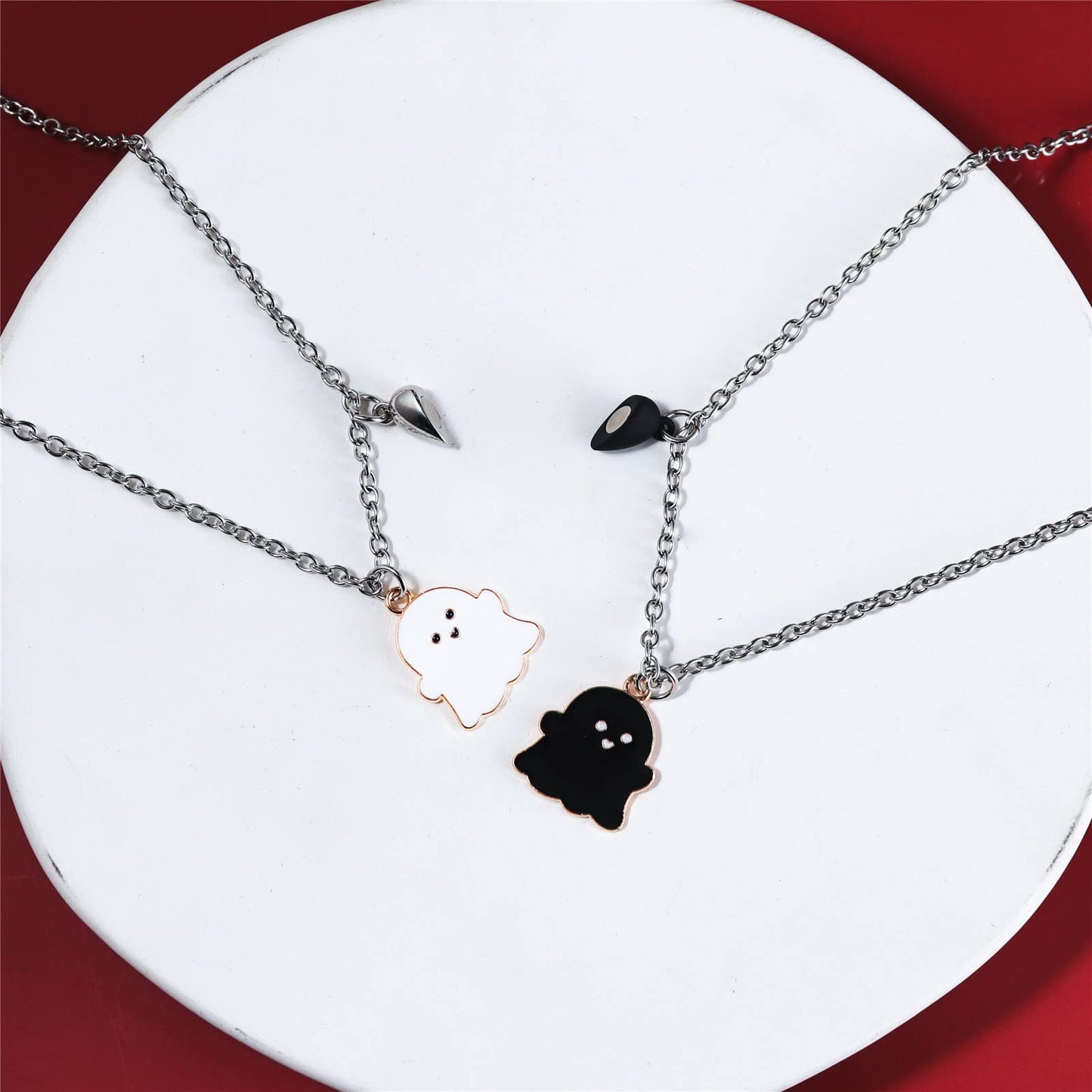 2Pcs Lovely Magnetic Love Heart Ghost Pendant Necklace Set for Women Men Friend Enamel Mutual Attract Magnet Couple Matching Necklace Halloween Jewelry Birthday Gift-A black white
