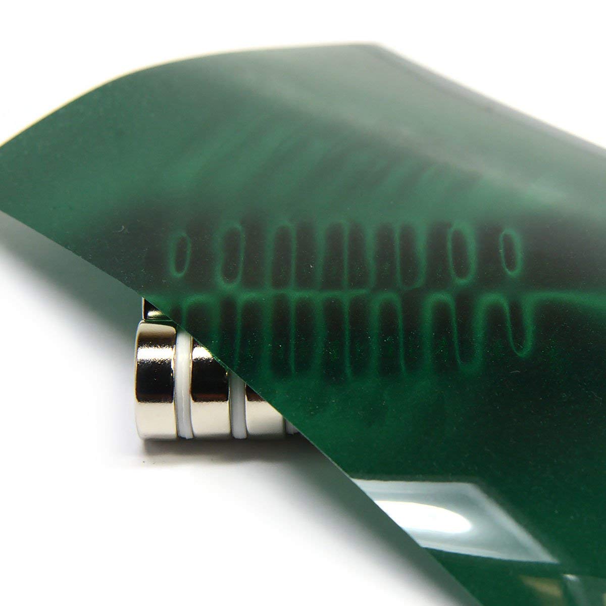 Green Magnetic Viewing Film 4x6 | Cool Magnets Science Kit | Magnetic Field Detector & Visual Aid for Physics Education | Ideal for Research & Magnetism Demonstrations