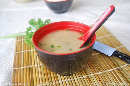 JapanBargain 2384, Set of 8 Soup Spoons Asian Japanese Chinese Wonton Soba Rice Pho Ramen Noodle Soup Spoons, Red/Black