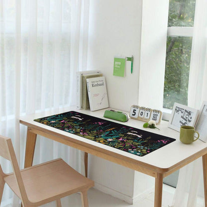 iCasso Desk Mat, Big Desk Pad, XXL Extended Gaming Mouse Pad, Large Mouse Pad for Desk Rubber Base Mousepad with Stitched Edges, Keyboard Mouse Mat for Work, Game, Office, Home - Weeds