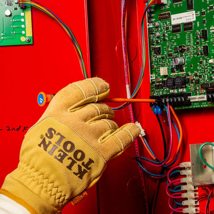 Klein Tools 85615INS Mini Precision Screwdriver Set, 1000V Rated Insulated Screwdrivers with (2) Phillips and (3) Slotted Tips, 5-Piece