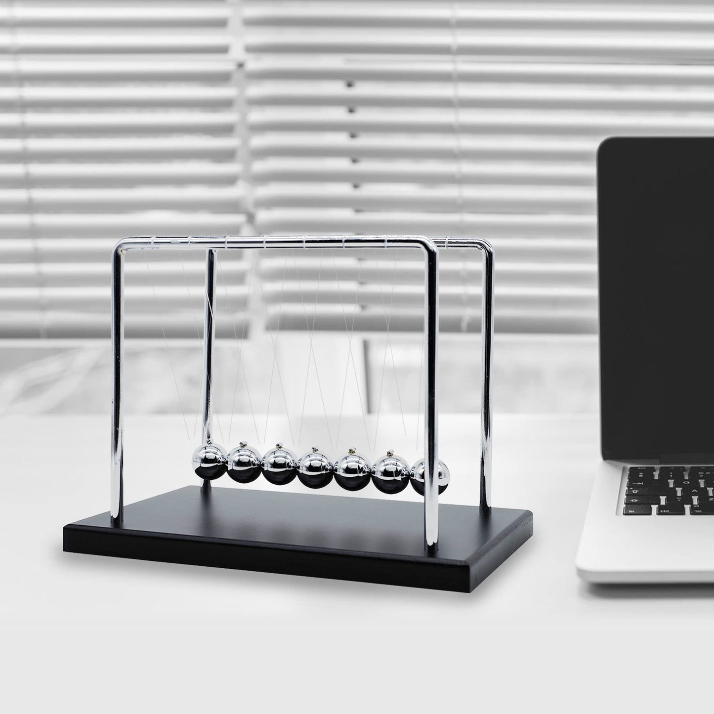 Large Newtons Cradle Pendulum with 7 Balls, 9inch Newtons Cradle Balance Balls, Science Physics Desk Toys, Office Home Desk Decoration, Calm Down Fidgets (Black Wooden Base)