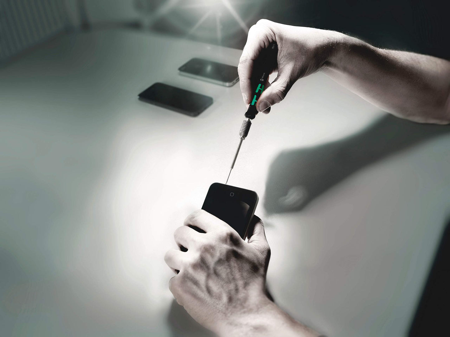 KRAFTFORM MICRO/11 BIT SET HANDLE AND INTER-CHANGE BLADES