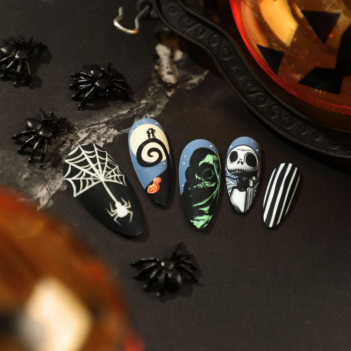 Halloween Press on Nails Medium Almond SWEKKE Fake Nails Full Cover Nightmare Nails Christmas Nails Spider Web False Nails Matte Glue on Nails Artificial Acrylic Nails for Women Girls 24 Pcs