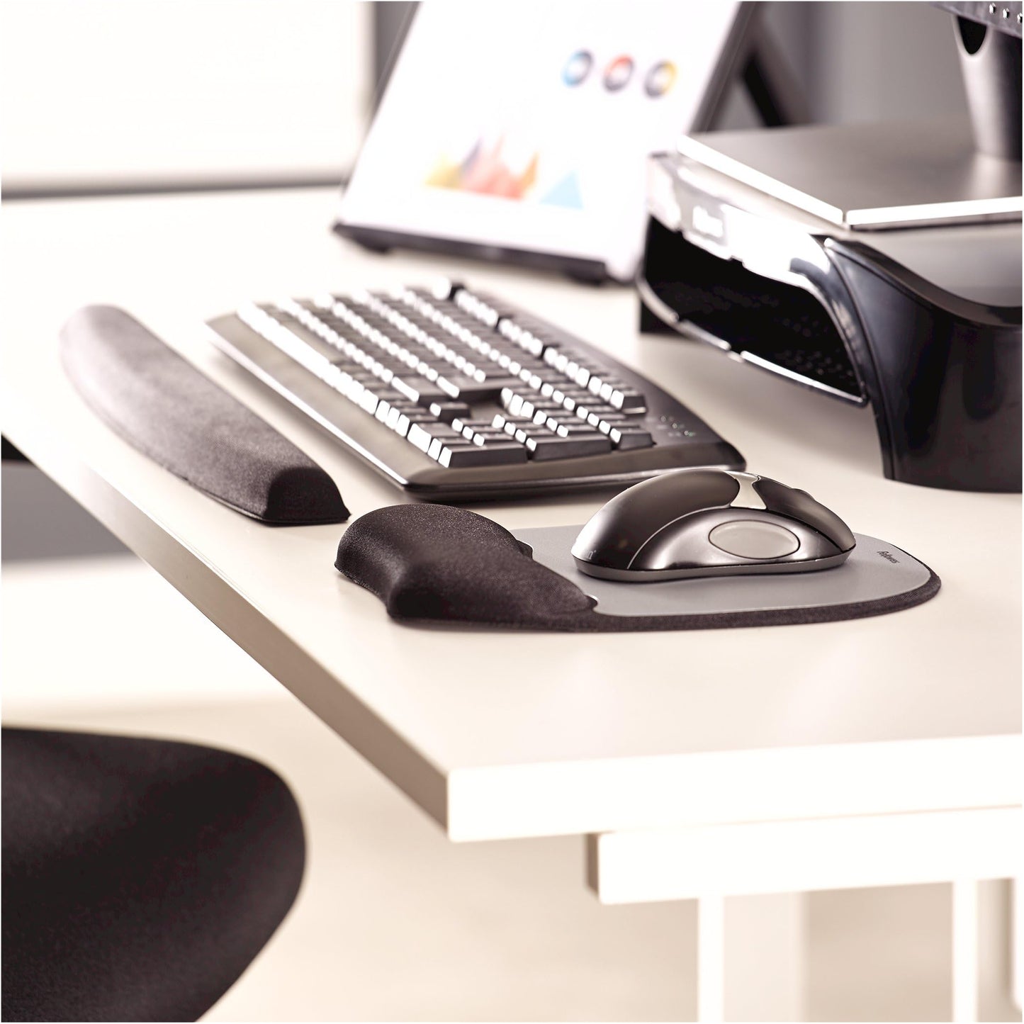 Fellowes Memory Foam Keyboard Wrist Rest - Black (9178201)