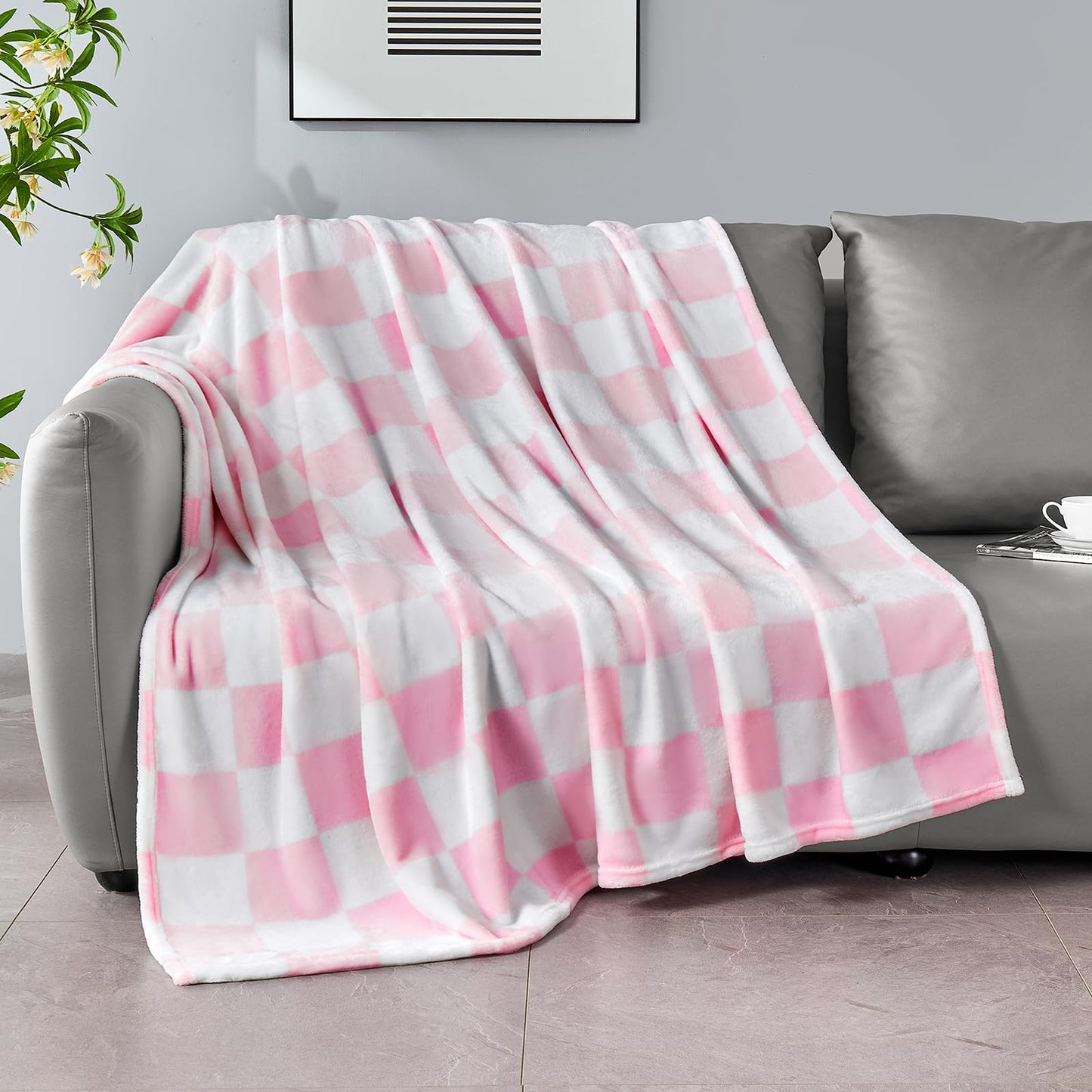 Edenleaf Pink Checkered Blanket, Soft Cozy Fleece Checkered Throw Blankets for Bed Sofa Couch Camping, Ultra Fluffy Throws for All Seasons, 50x60 Inch, Pink