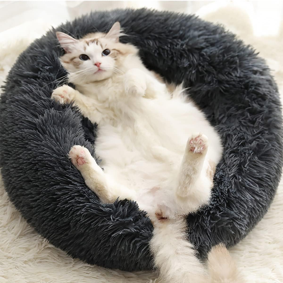 Cozywind Round Plush Dog Cat Bed, Plush Donut Pet Bed Warm Cuddler Nesting Cave with Soft Cushion Sound Sleep Calming Dog Bed Fluffy Plush Cat Bed for Small Medium Dogs and Cats (50cm, grey)