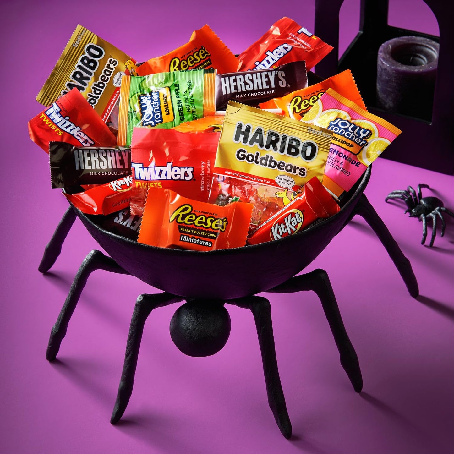 Hershey Miniatures Assorted Flavored, Halloween Candy Bag, 20.93 oz (65 Pieces)
