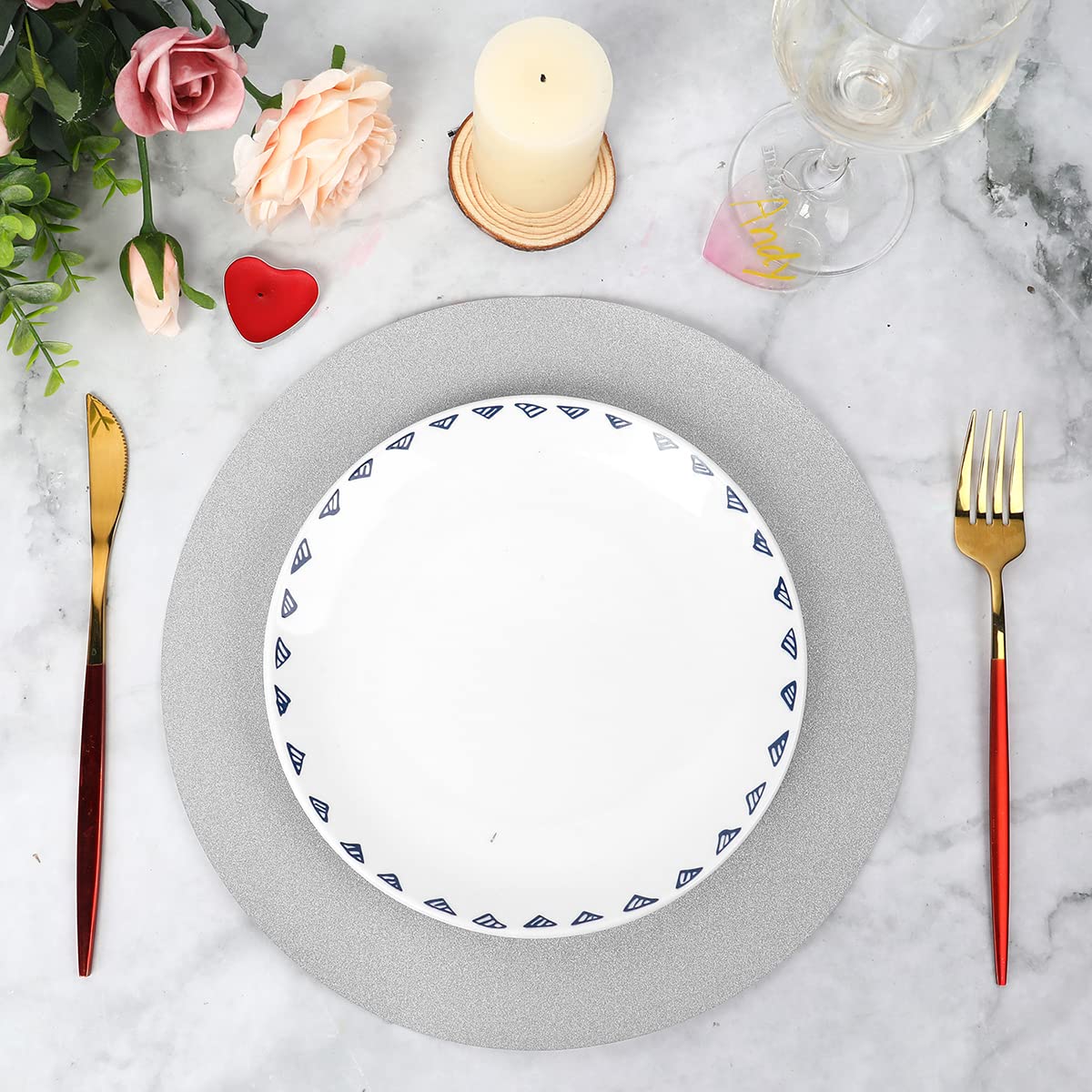 Datyiiha 50 Pieces Silver Glitter Paper Place Mats Sparkle 14'' Round Disposable Table Mats Silver Sequin Doilies Decorative Placemats for Wedding Banquet Party Home Dining Tableware