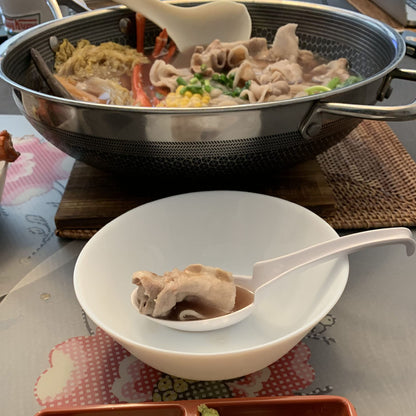 JapanBargain 2777x6, Chinese Soup Spoons Asian Korean Japanese Wonton Soba Rice Pho Ramen Noodle Spoon Notch and Hook Ladle Style Spoon Set of 6, White