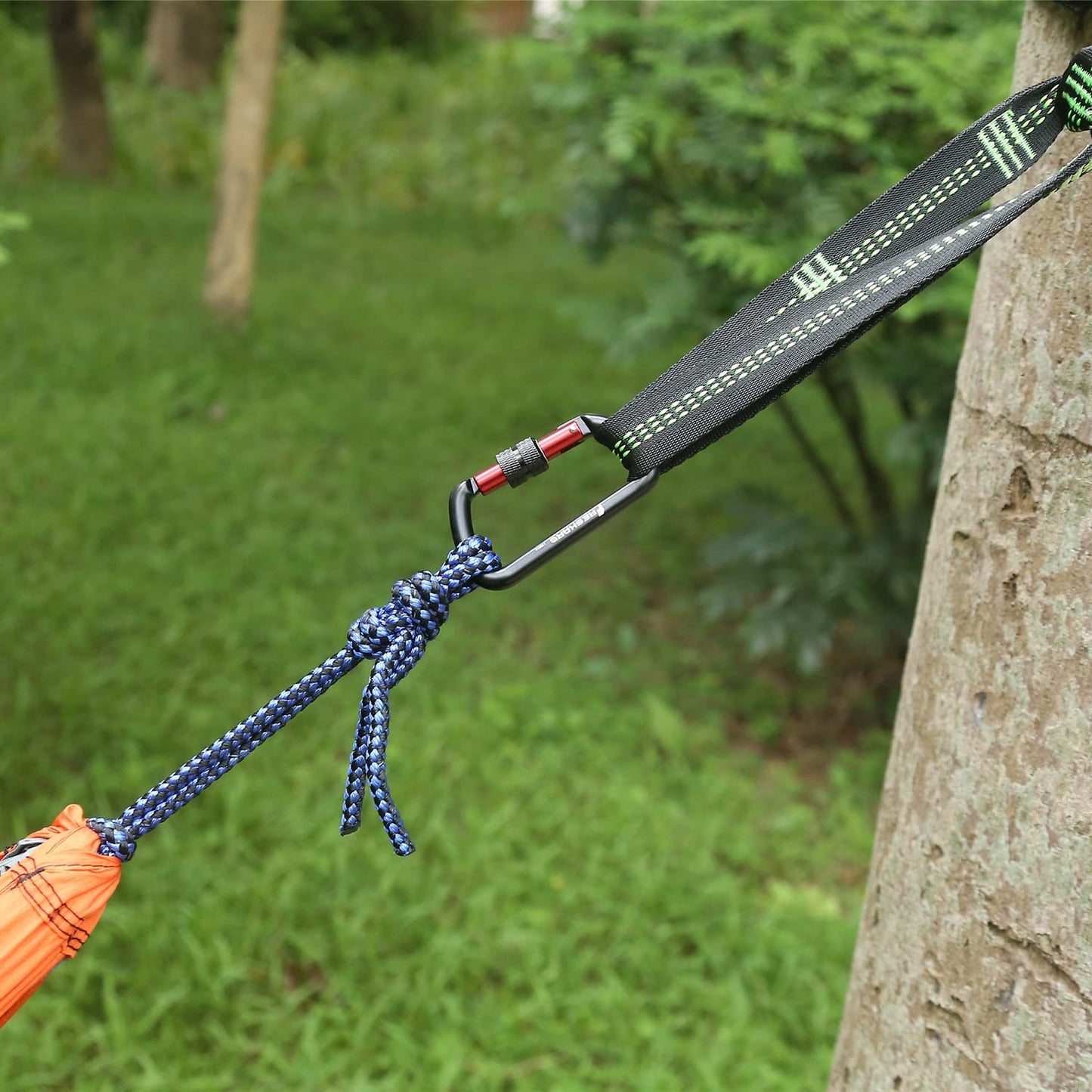 FresKaro Carabiner Clip, Locking and Small, Heavy Duty Carbineers, Key and Keychain Clips, Black Karabiner 3inch, Aluminum, D-Ring, for Belt, Hammock, Weight Bearing, Hiking, Dog Crate, 2Pack