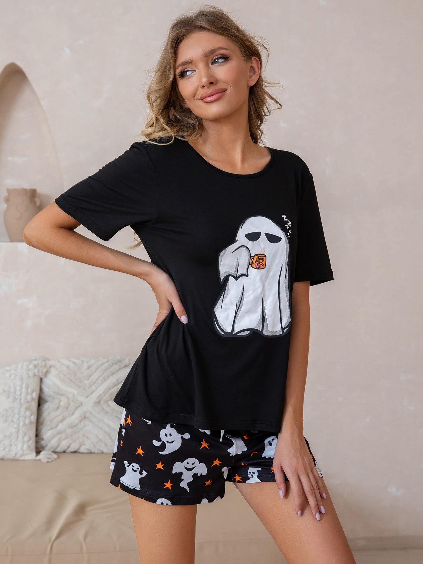 Leevuyu Halloween Ghost Face Pajamas Adult Women Short Set Scream Pjs Halloween Pajama Set Black M