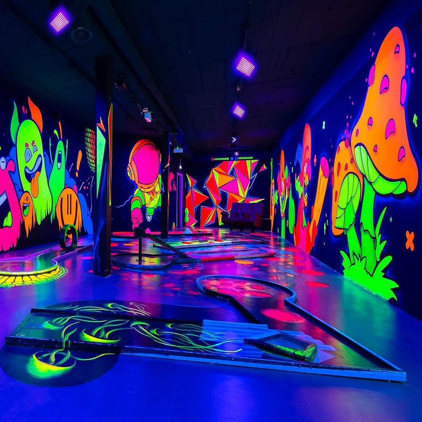 Glostars 100W LED UV Black Light, Powerful UV Spotlight, IP66, 395nm Lamp for Christmas, Halloween Glow Party (2 Packs)