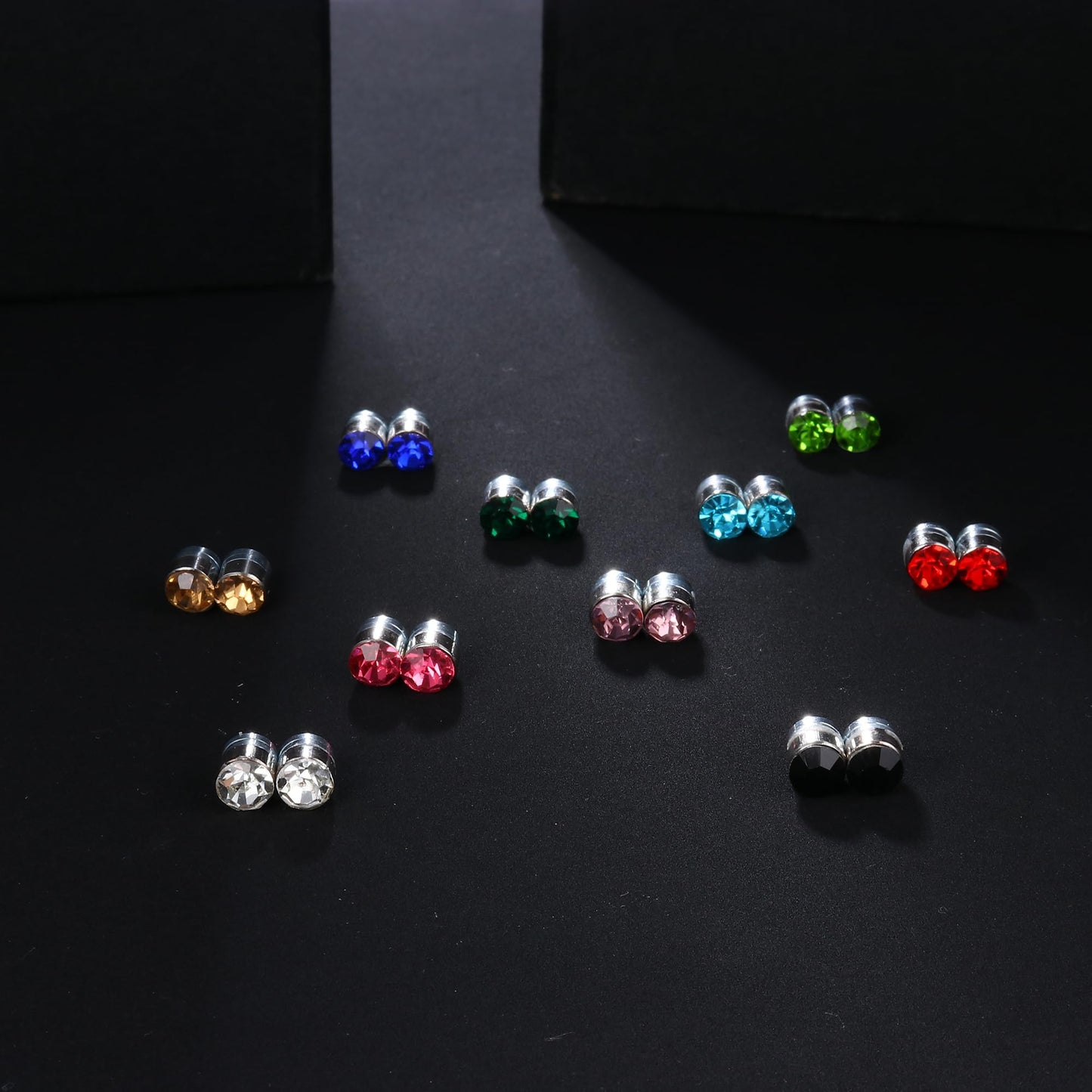 Finrezio 20 Pairs of 6 mm Magnetic Stud Earrings for Women Magnetic Earrings Colourful Crystal Non-Pierced Earrings Without Pierced Earrings, Crystal, 0