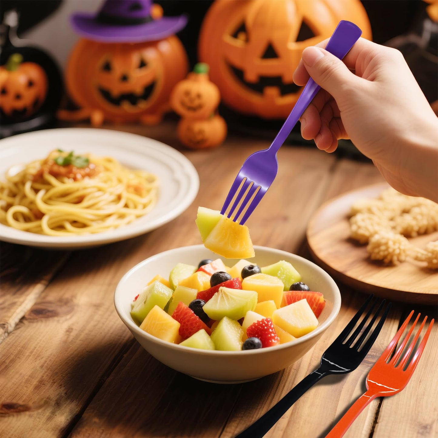 60 Pcs Black Purple and Orange Plastic Forks, Halloween Plastic Forks, Heavy Duty Disposable Plastic Cutlery Set for Halloween Party Decorations
