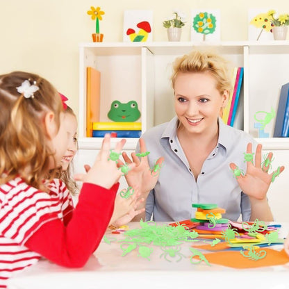 kockuu 56pcs Spider Rings Glow in The Dark Plastic Bugs Insects Ring Toys for Kids Toddlers Halloween Party Favors Trick or Treat Rings April Fool's Day Prank Gifts