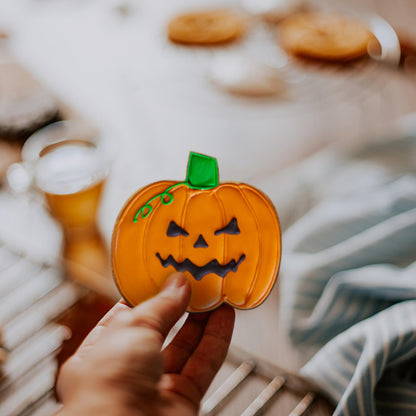 FUSOTO Halloween Cookie Cutters, 6 Pcs Holiday Cookie Cutters Halloween Shapes - Spider, Pumpkin, Bat, Cat, Ghost, Witch Hat for Cookie Baking