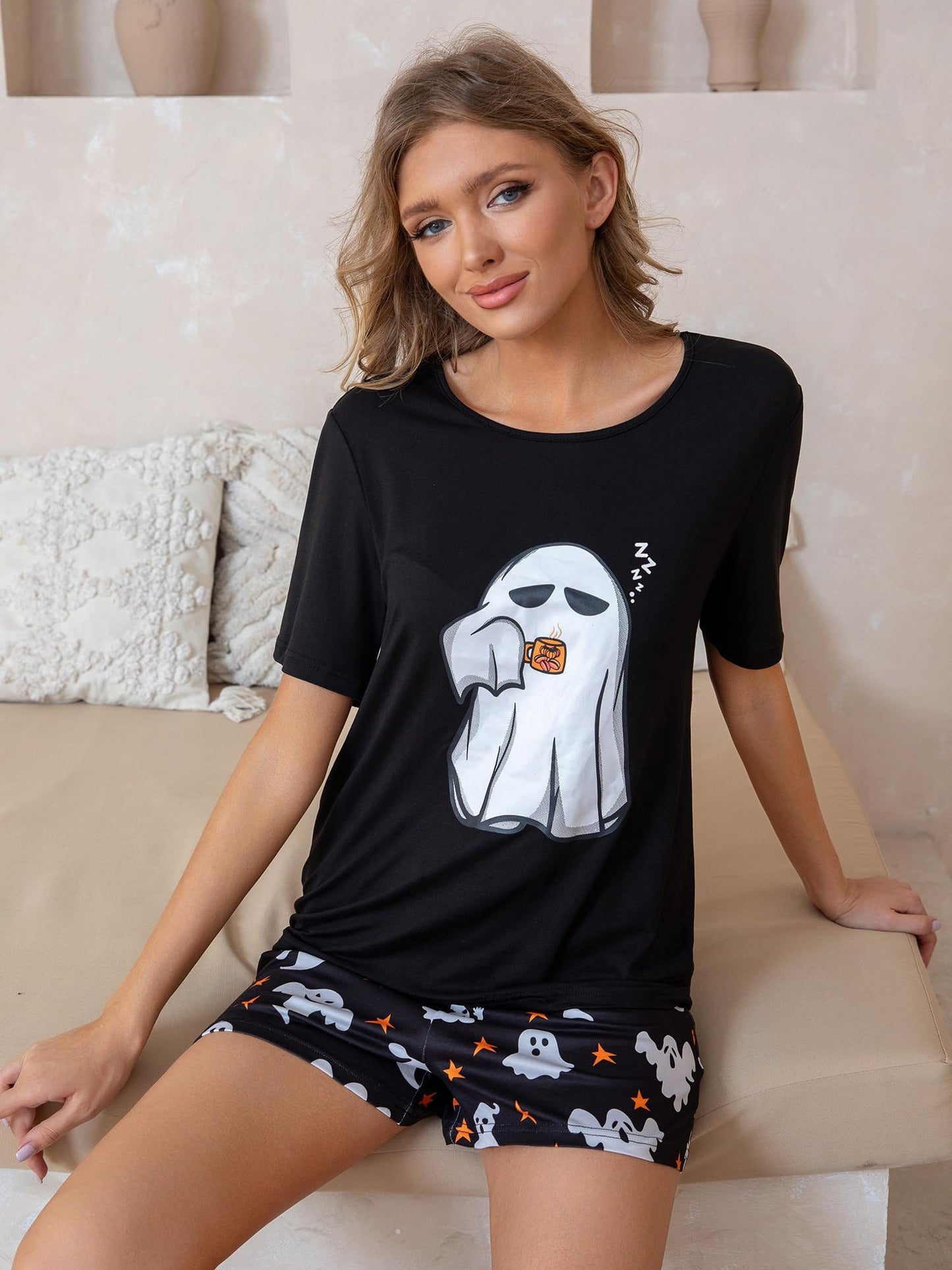 Leevuyu Halloween Pjs Ghost Face Pajamas Halloween Pajamas Adult Women Short Set Scream Pajama Set Black XL