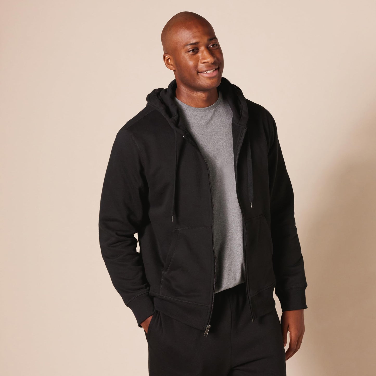 Amazon Essentials Men's Full-Zip Fleece Hoodie (Available in Big & Tall), Black, Small