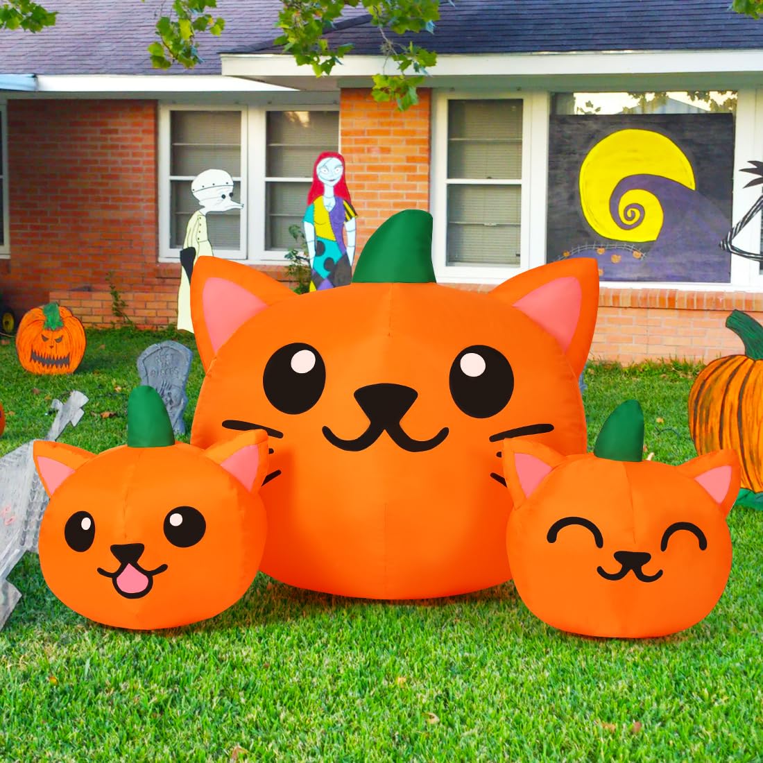 COMIN Halloween Inflatable 5FT Long Three Pumpkin Cat Head Combo with Built-in LEDs, Blow Up Yard Decoration for Holiday Party Indoor, Outdoor, Yard, Garden, Lawn