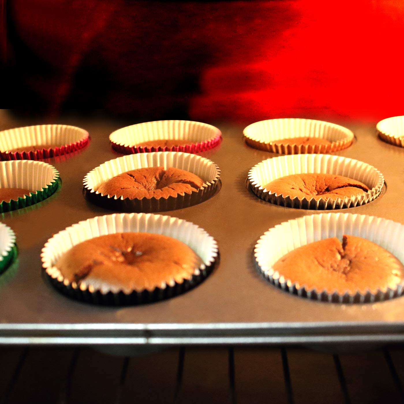 Eoonfirst Foil Cupcake Liners Halloween Party Standard Baking Cups 100 Pcs (Black)