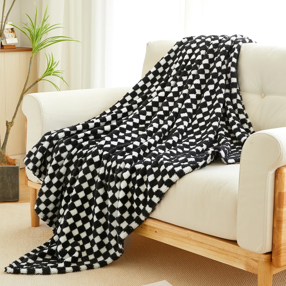 CozyRest Flannel Throw Blanket Super Soft Lightweight Bed Blanket 3D Checkered Pattern All-Season Cozy, Plush Bed Couch Blanket for Adults (Black, 50 x 60 inches)