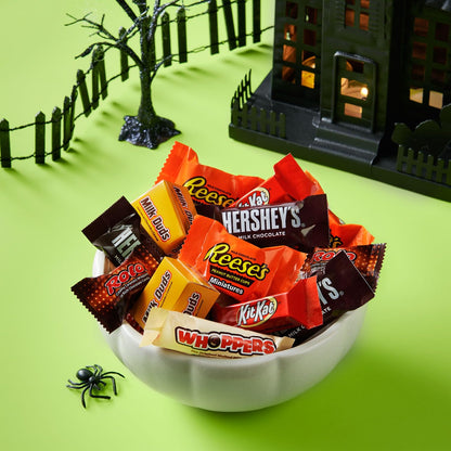 Hershey Miniatures Assorted Flavored, Halloween Candy Bulk Bag, 35.93 oz (115 Pieces)