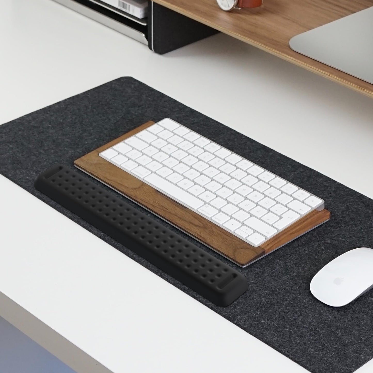 Keyboard Wrist Rest - 17 3/8 in Wrist Rest for Computer and Laptop with Massage Dots, Memory Foam Wrist Pad for Keyboard with Non-Slip PU Base for Ergonomic Wrist Support.