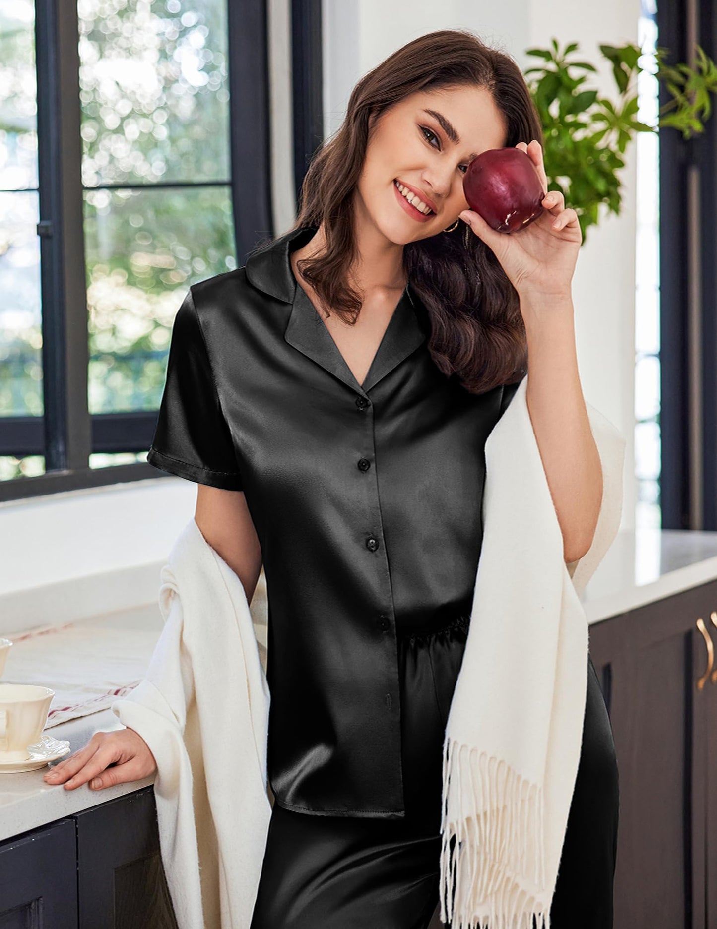 Ekouaer Womens Satin Pajamas Silk Capri Pjs 2 Piece Lounge Sets Short Sleeve Button Down Sleepwear Black Small