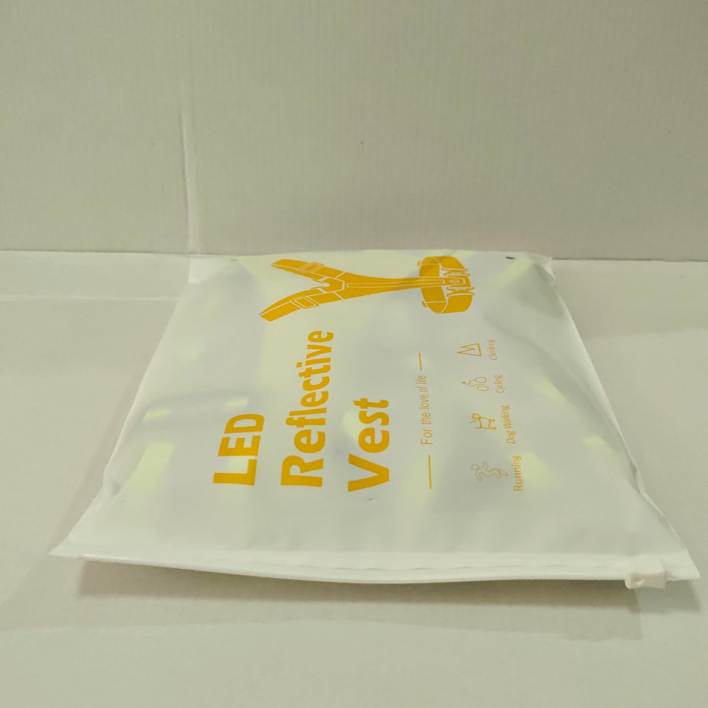 Fokia Kunbio LED Reflective Running Vest Gear,Light Up Vest Runners Night Walking USB Rechargeable,Up to 11hrs Light with Adjustable Waist/Shoulder for Women Men Kids