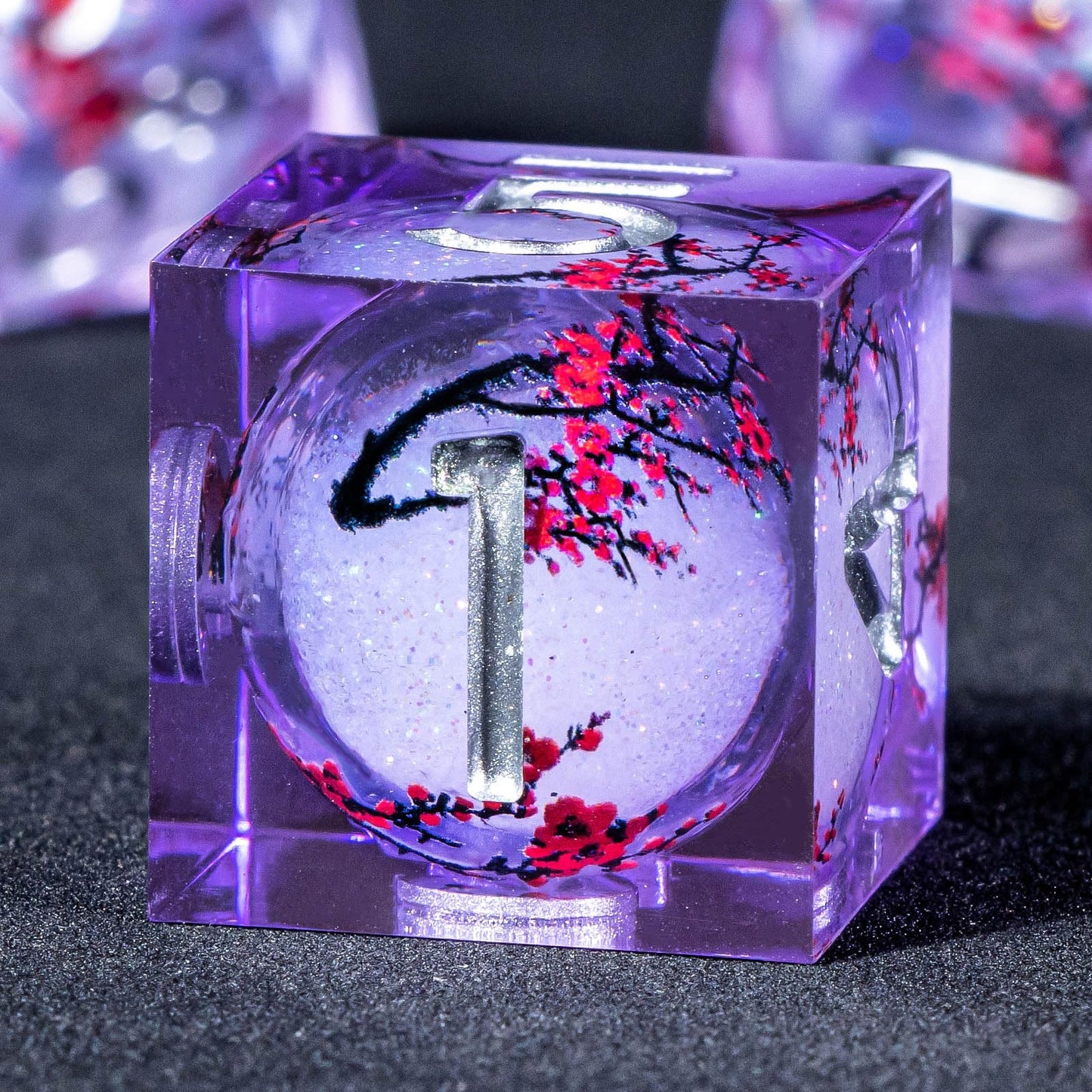 KERWELLSI Liquid Core Flower DND Dice Set with Box, 7Pcs Resin Plum Blossom Resin Sharp Edge Polyhedral Dice, Purple Role Playing Dice D20 D12 D10 D8 D6 D4