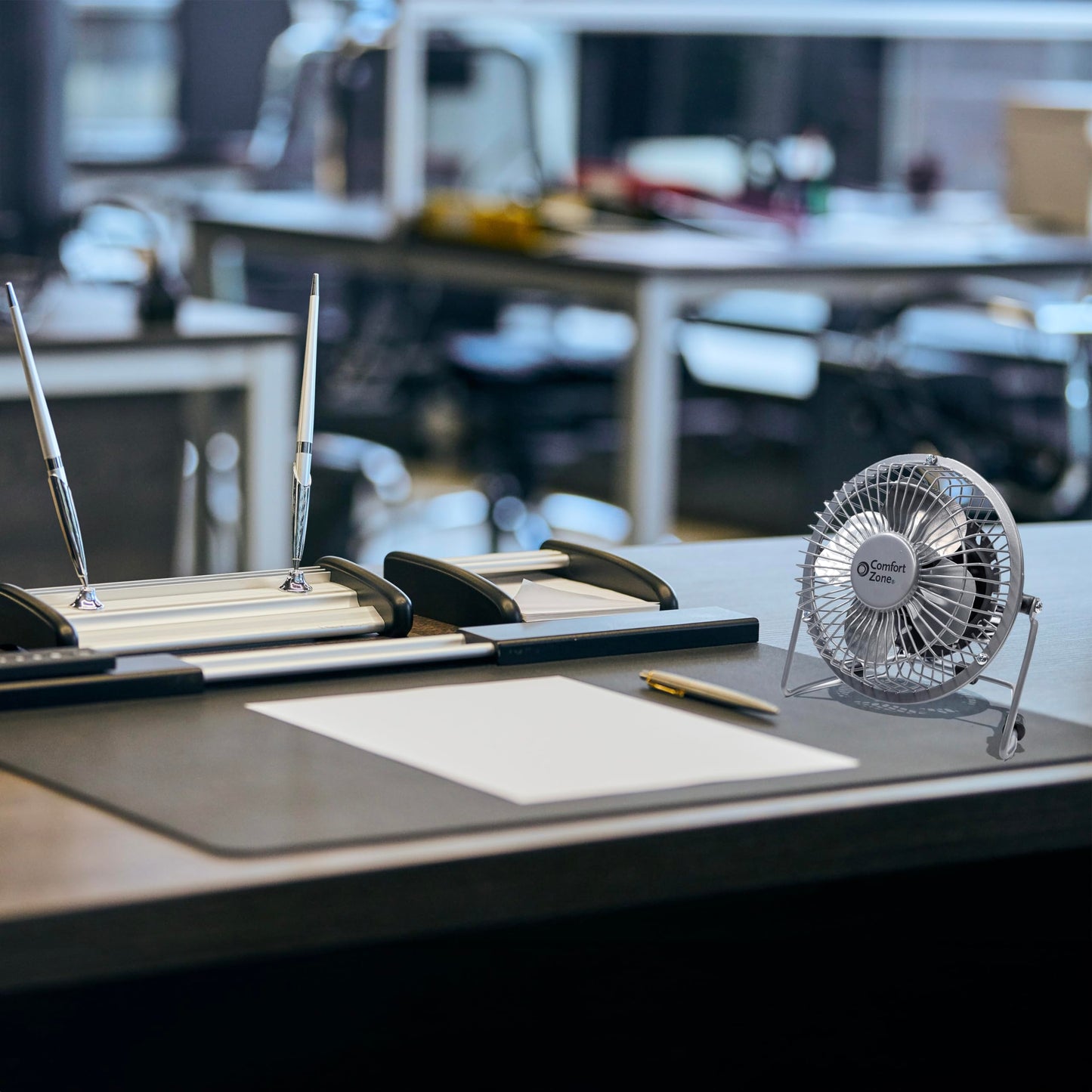 Comfort Zone 4-inch All-Metal Desk Fan with USB or Power Cord, Single Speed, 360 Degree Adjustable Tilt, Compact & Durable Mini Electric Fan for Home, Office or Travel Use, Silver