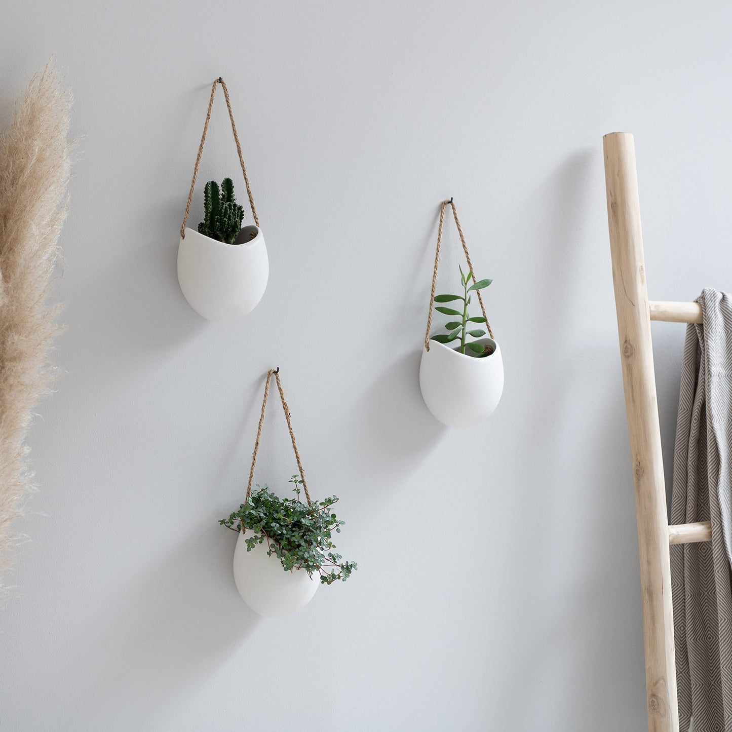 Kazai. Wall Planters -Ellie- | Hanging Ceramic Plant Pots 3 Pieces | Wall Decoration for Indoors, Balcony and Garden | White (Matte)
