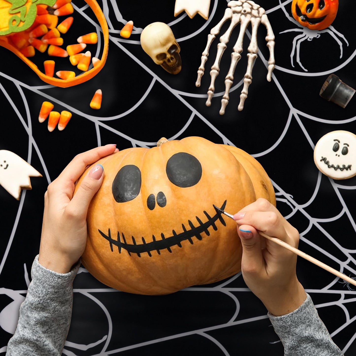 60 Inch Round Polyester Tablecloth, Halloween Black Spider Web Table Cloth, Spillproof Washable Polyester Table Cover - Perfect for Halloween Party Decorations