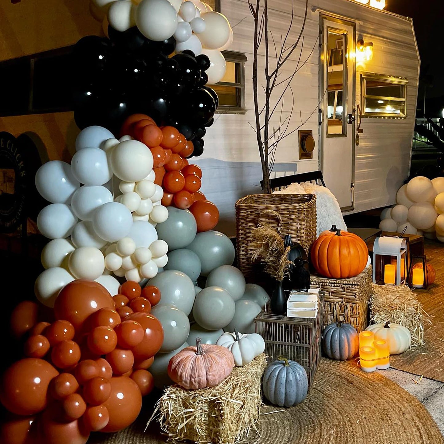 169Pcs Halloween Balloons Garland Kit for Parties - Orange Apricot Off-White Balloons Arch Kit for Baby Shower, Birthday, Halloween