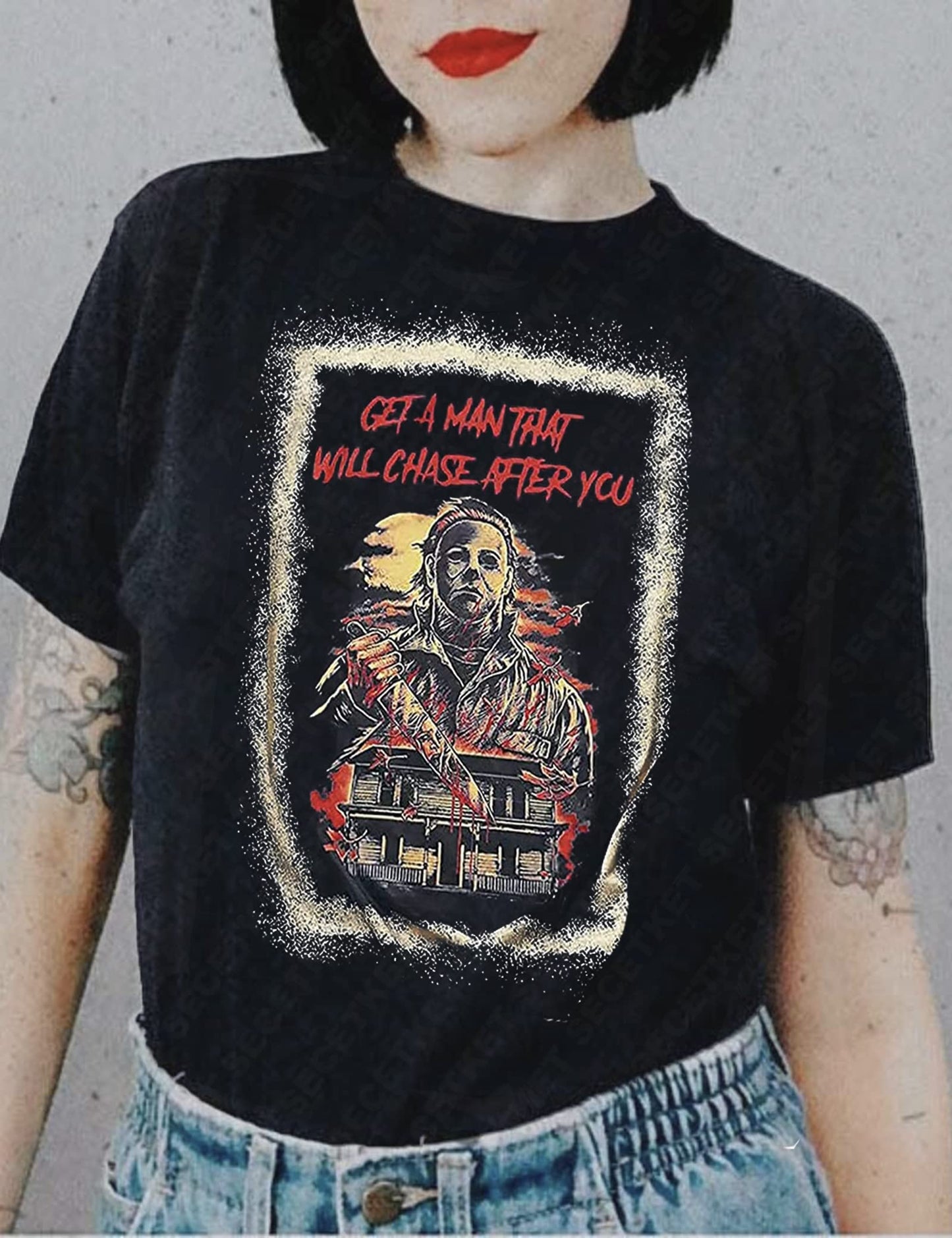Get A Man That Will Chase After You Halloween Bleached Shirt Women Horror Scary Movies Michael Myers Jason Graphic Tees (Black, X-Large)