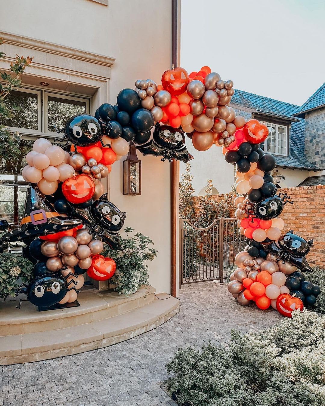 KBZVNAF Orange Balloons Latex Party Balloons - 50 Pack 12 inch Helium Matte Orange Balloons for Birthday Wedding Baby Shower Halloween Party Decorations