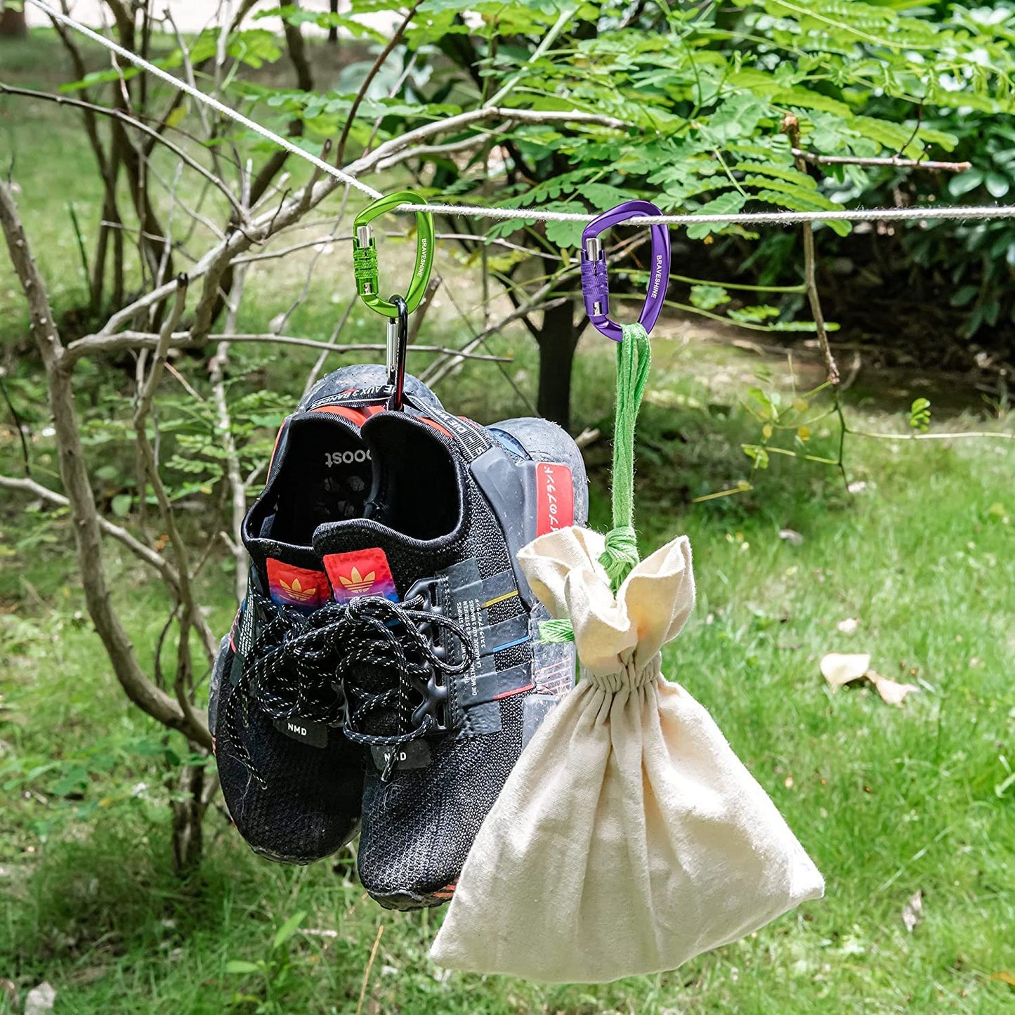 Heavy-Weight Carabiner Clips 12KN Aluminum D Ring Double Locking Caribeaner Hooks - Green