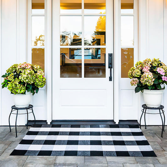 Cotton Buffalo Plaid Rugs 27.5"x43"(2.3'x3.6'),Complete Home Rug Hand-Woven, Indoor/Outdoor Use,Black & White Checkered Rug-Layered Door Mats, Washable for Front Porch, Kitchen, Farmhouse