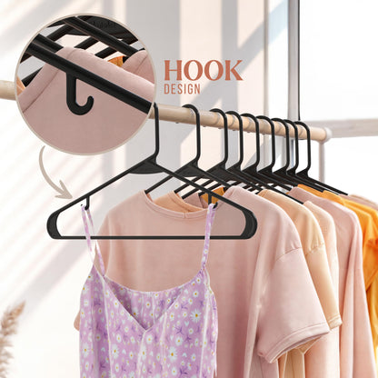 Clothes Hangers Plastic 20 Pack - Black Plastic Hangers - Makes The Perfect Coat Hanger and General Space Saving Clothes Hangers for Closet - Percheros Ganchos para Colgar Ropa Hangars